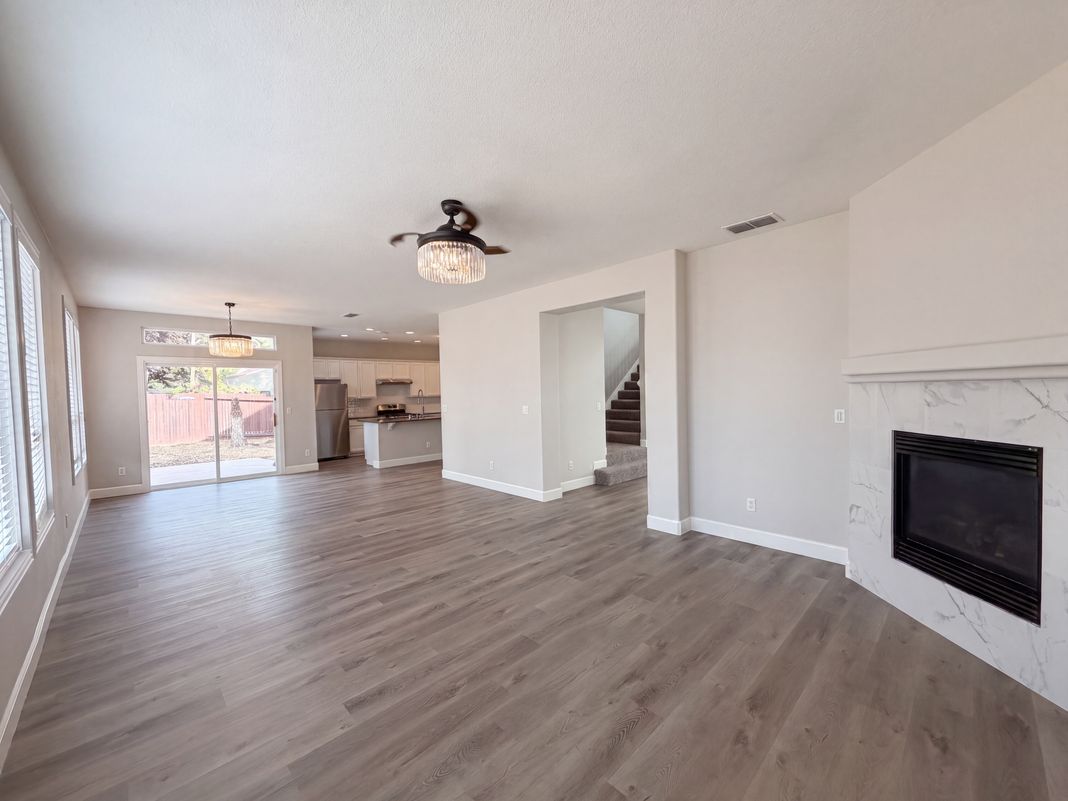 Property photo 3 of 2571 Cantara Ct