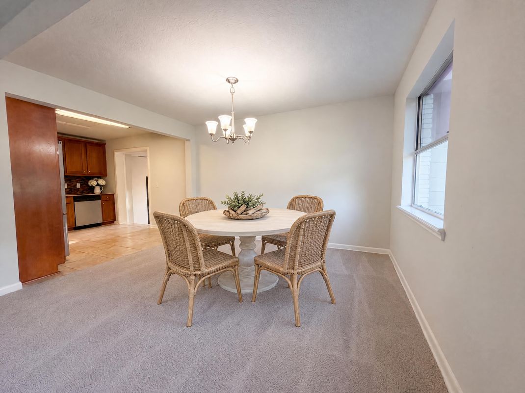 Property photo 3 of 6535 Lou Dr N