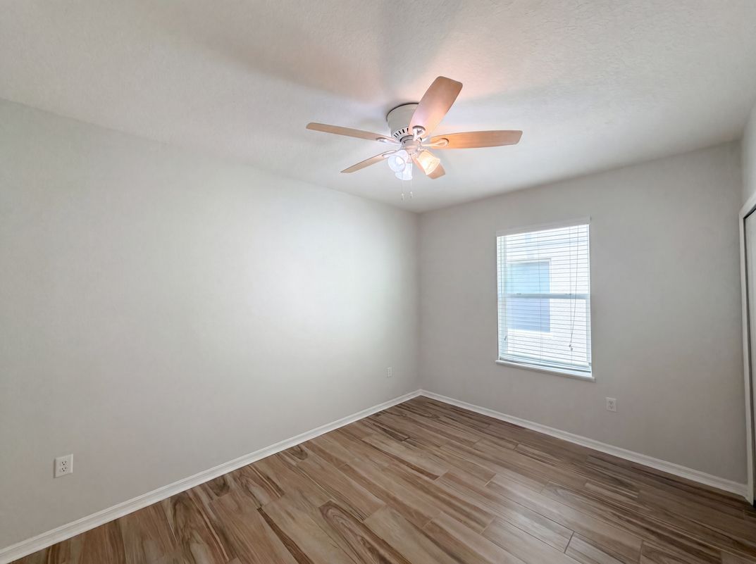 Photo 13 of 24 of 1048 Bethpage Rd, Auburndale, FL