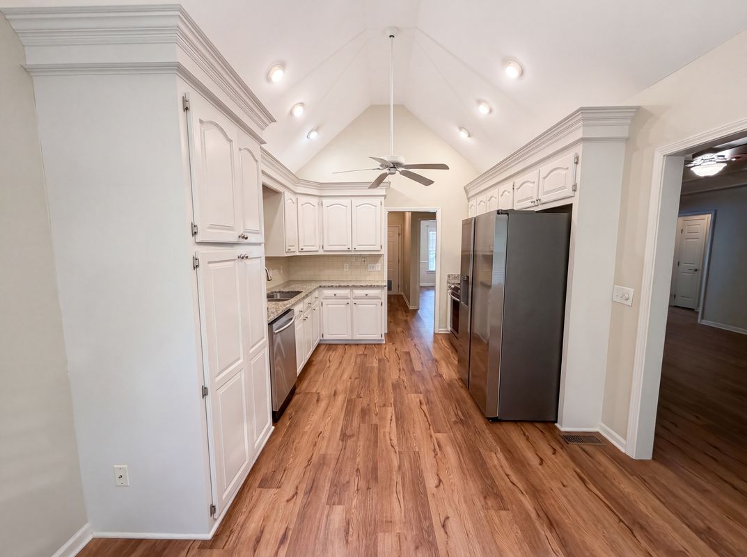 Property photo 2 of 314 Carola Ln