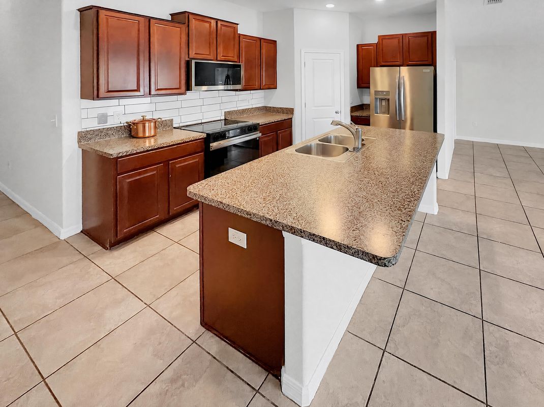 Property photo 2 of 10113 Rosemary Leaf Ln