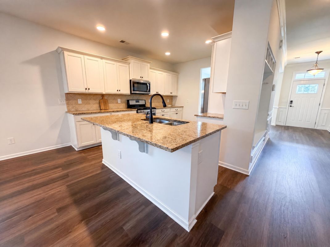 Property photo 2 of 317 Whispering Breeze Ln