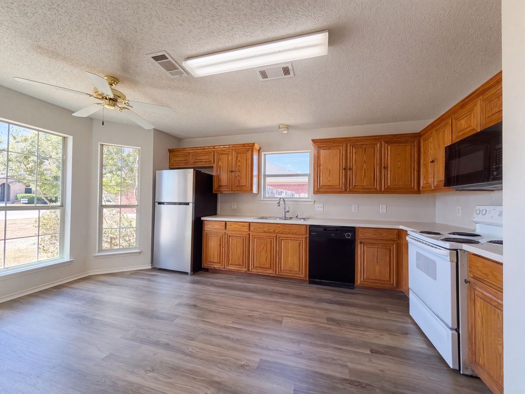 Property photo 2 of 8025 Blue Duck Trl