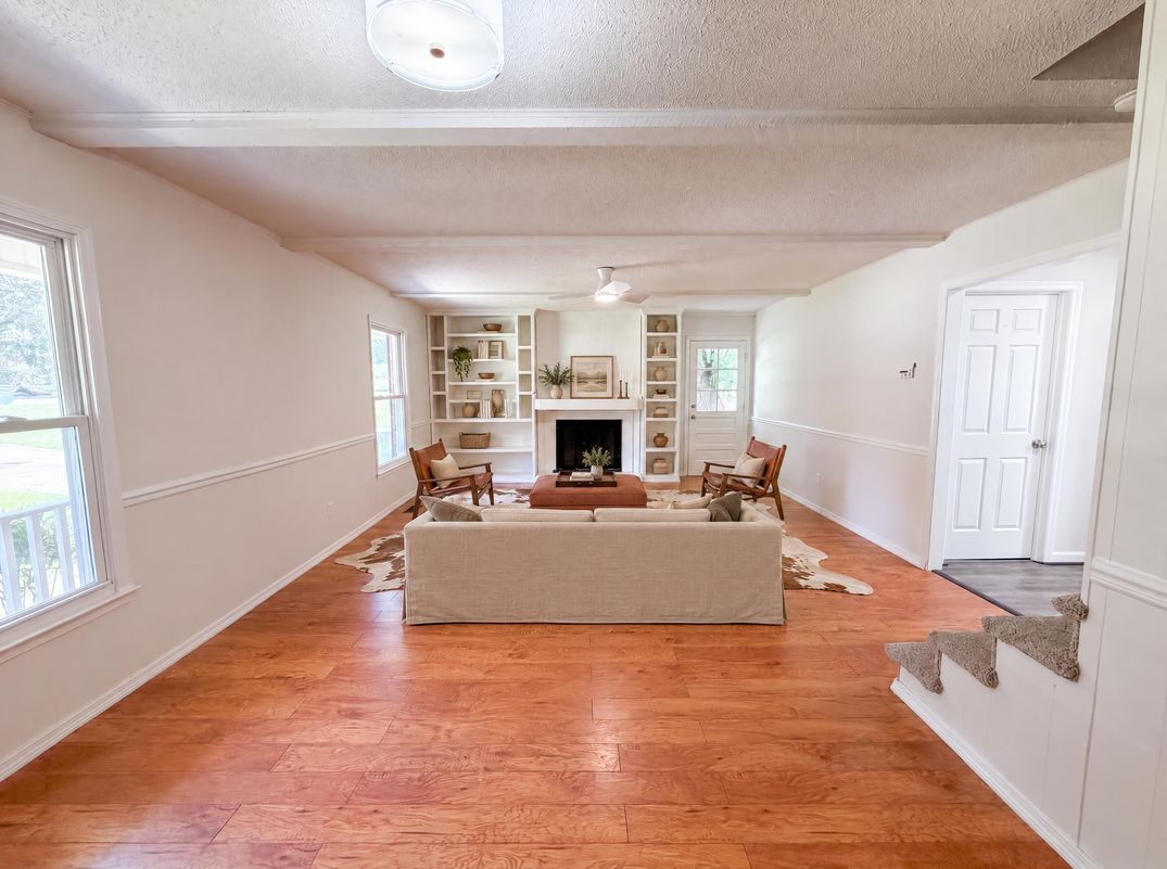 Property photo 3 of 800 Edinburgh Dr