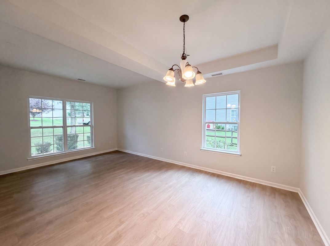 Photo 8 of 18 of 127 Edgington St, Mooresville, NC
