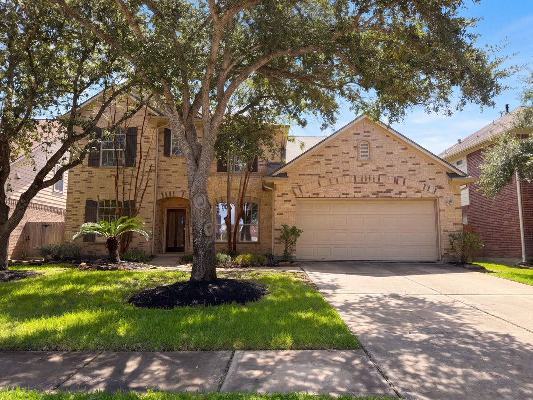 Property photo 1 of 25719 Shady Spruce Ln