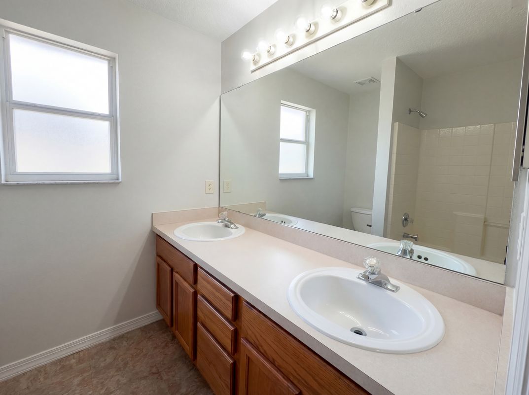 Photo 19 of 24 of 1021 Dekleva Dr, Apopka, FL