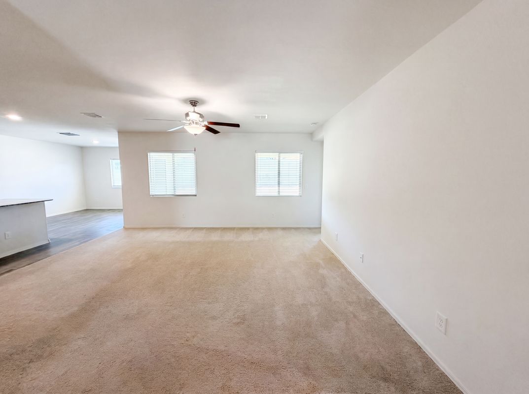 Photo 7 of 21 of 482 W Whitetail Dr, Casa Grande, AZ