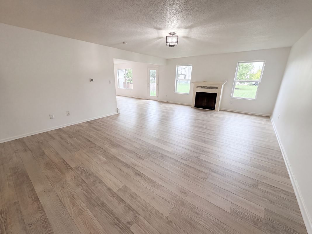 Property photo 3 of 12634 Old Pond Rd