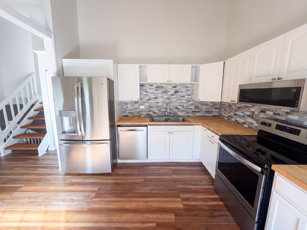 Property photo 2 of 6567 Arborg Ct