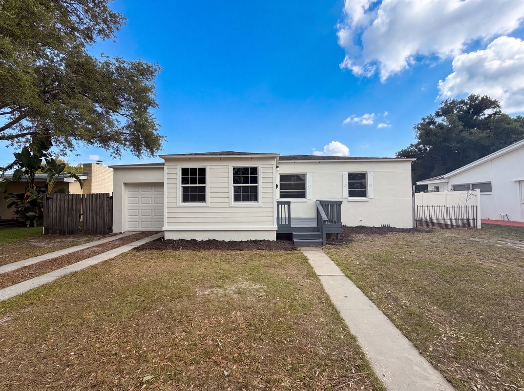 Property photo 1 of 6129 5th Ave N