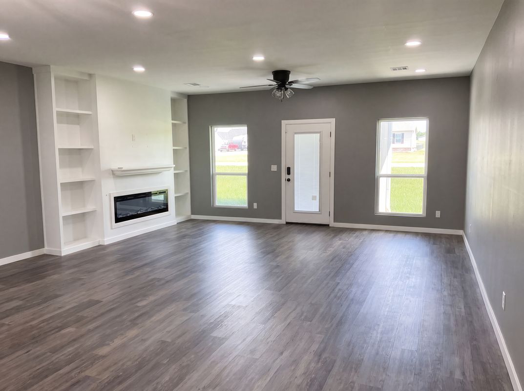 Property photo 3 of 1950 E 474