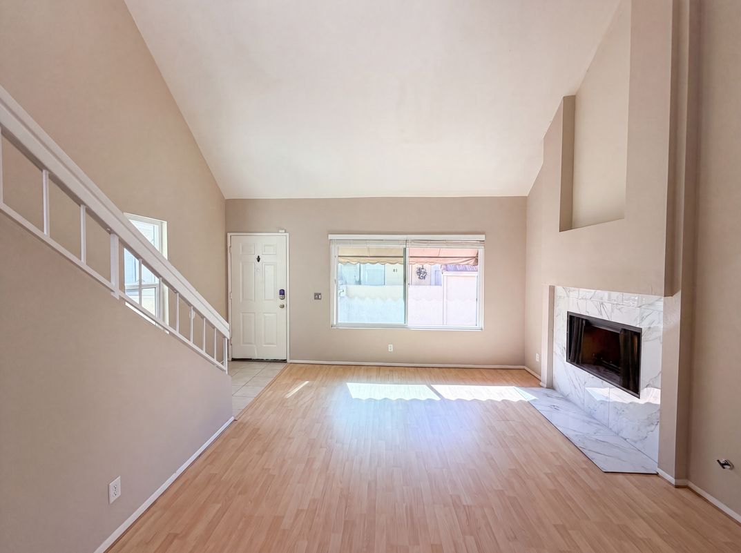 Property photo 3 of 87 Pearl