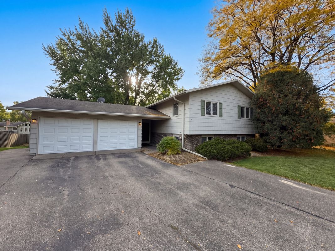 Property photo 1 of 12228 Allen Dr