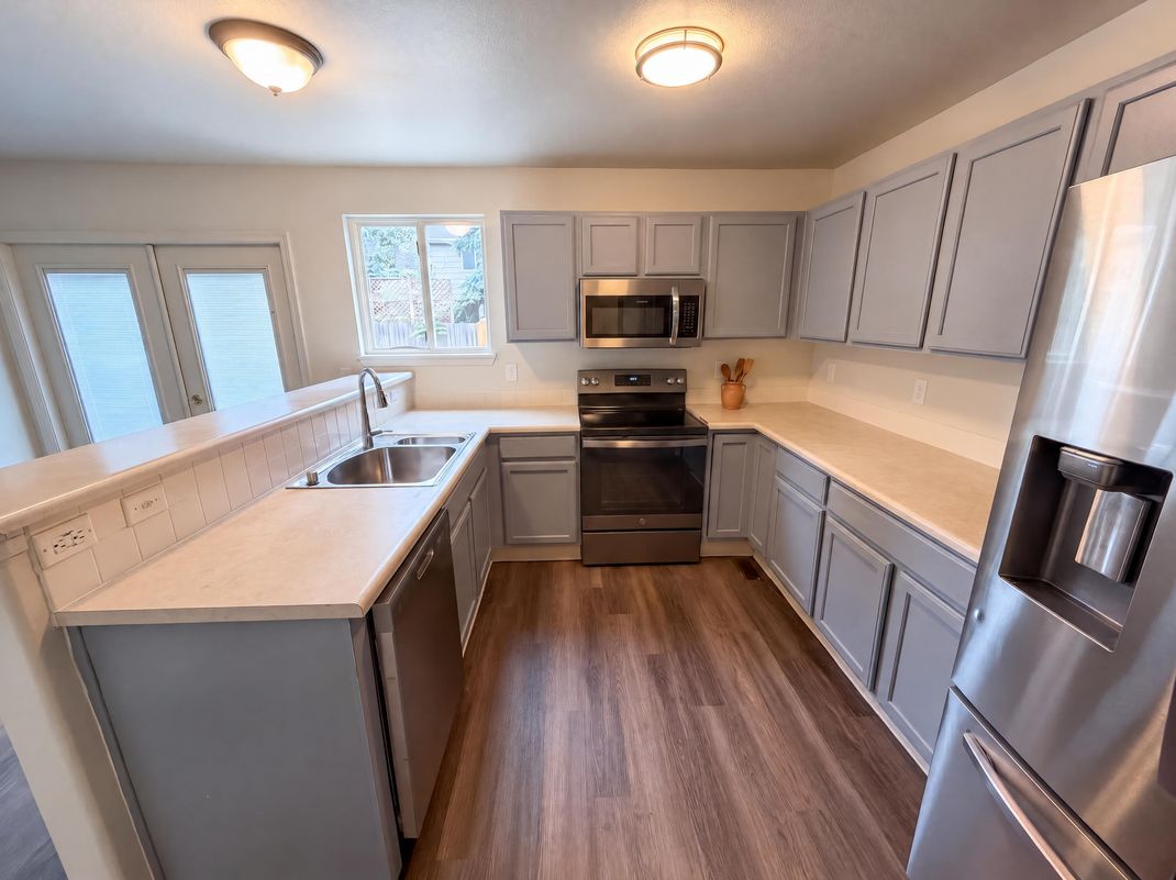 Property photo 2 of 6670 Stagecoach Ave