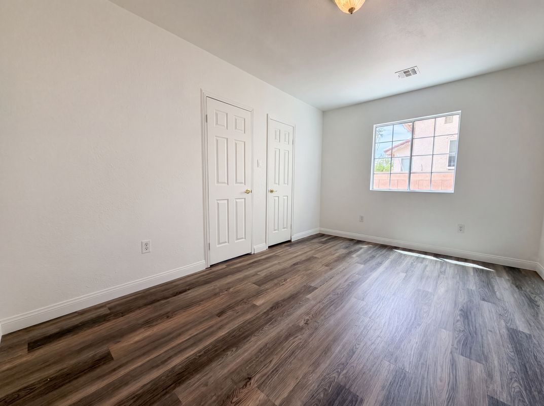Photo 13 of 32 of 5338 Lindsay Heights St, Las Vegas, NV