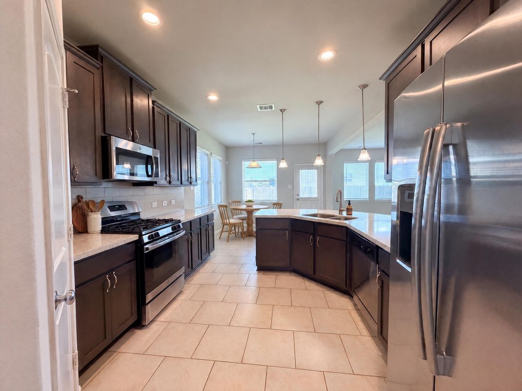 Property photo 2 of 222 Ashley Way