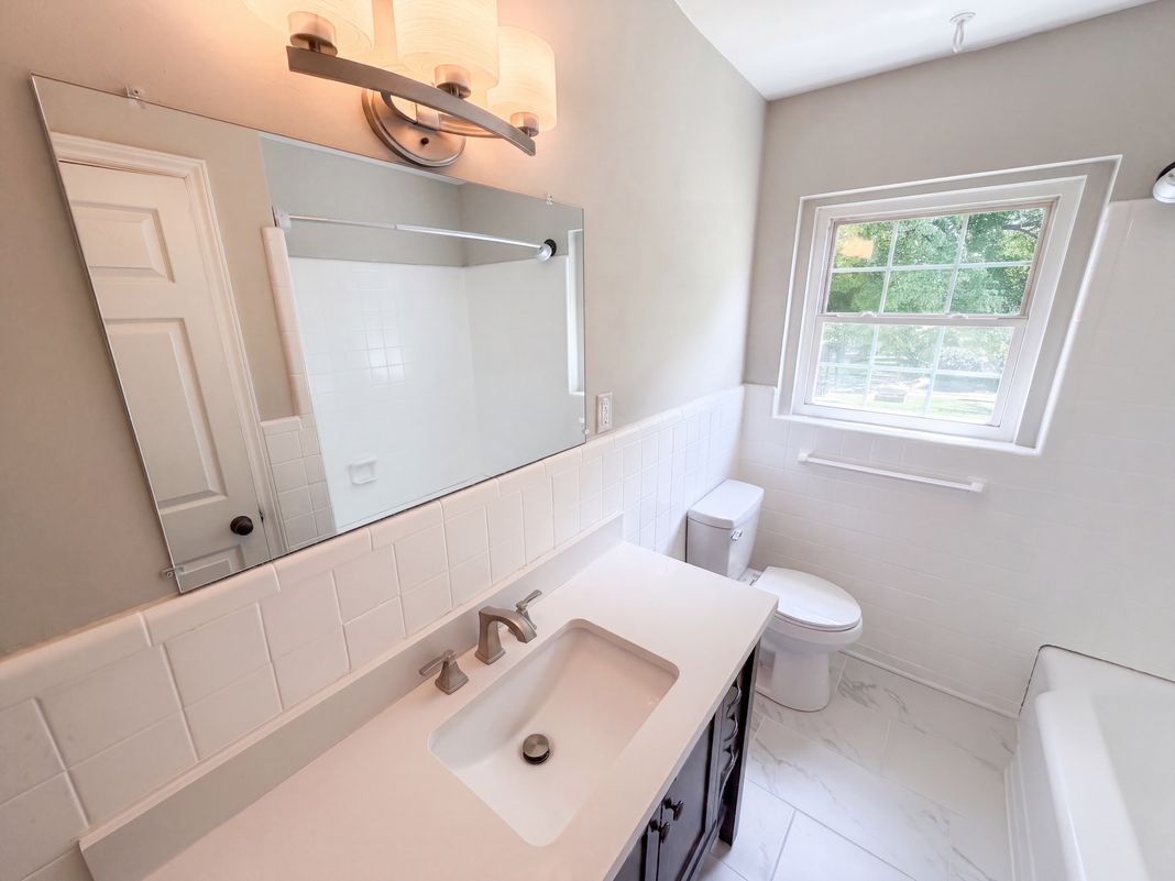 Photo 17 of 23 of 8519 Denbur Dr, Charlotte, NC