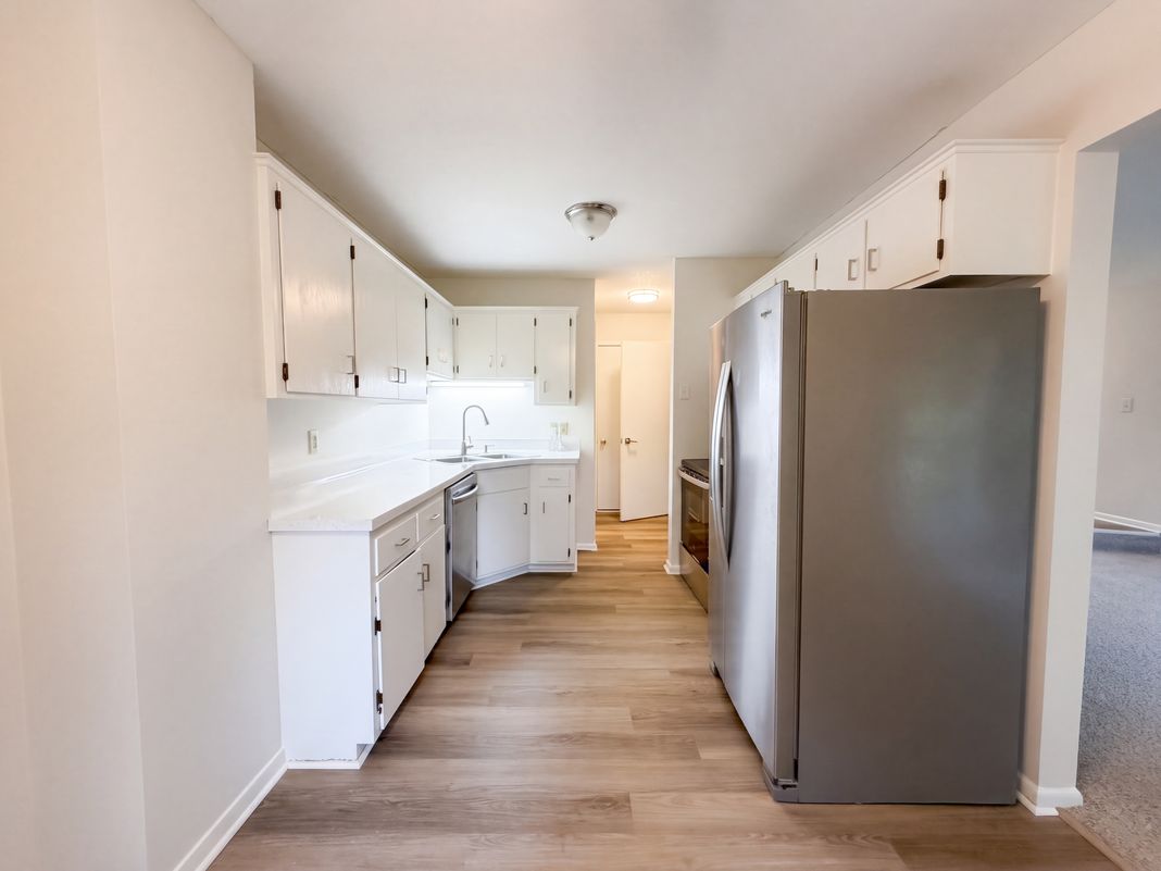 Property photo 2 of 15391 Trillium Cir