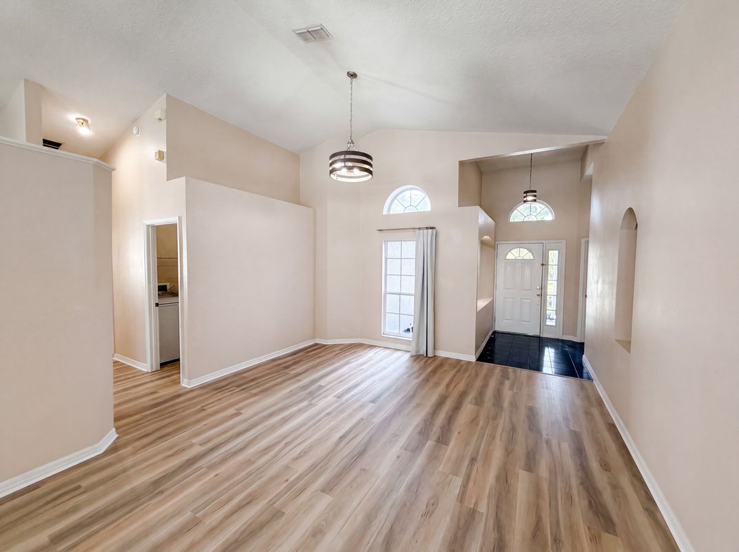 Photo 7 of 31 of 1619 River Birch Ave, Oviedo, FL