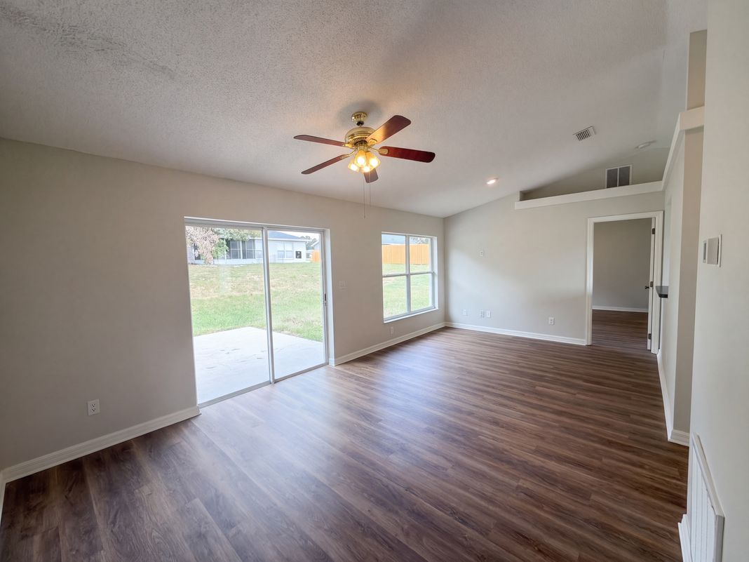 Property photo 3 of 13319 Caspian Ln