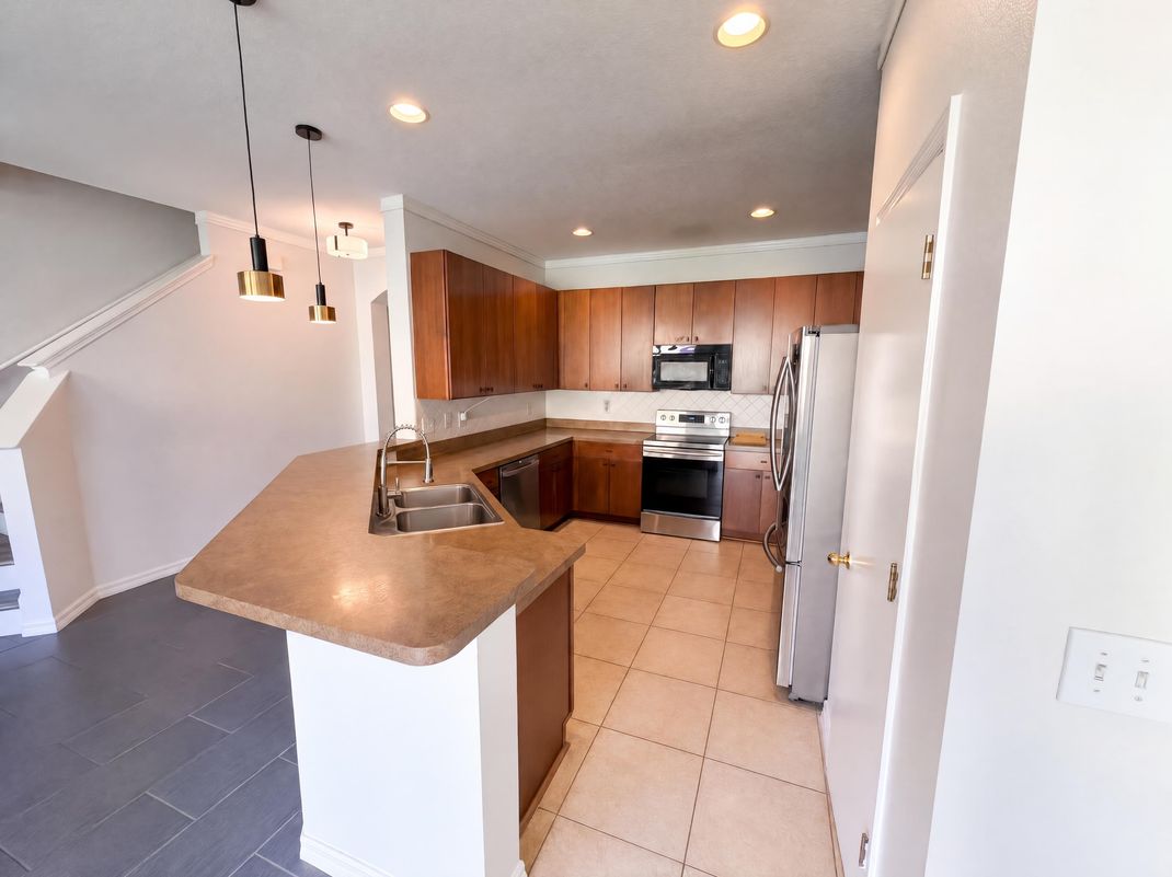 Property photo 2 of 348 Golden Dewdrop Way