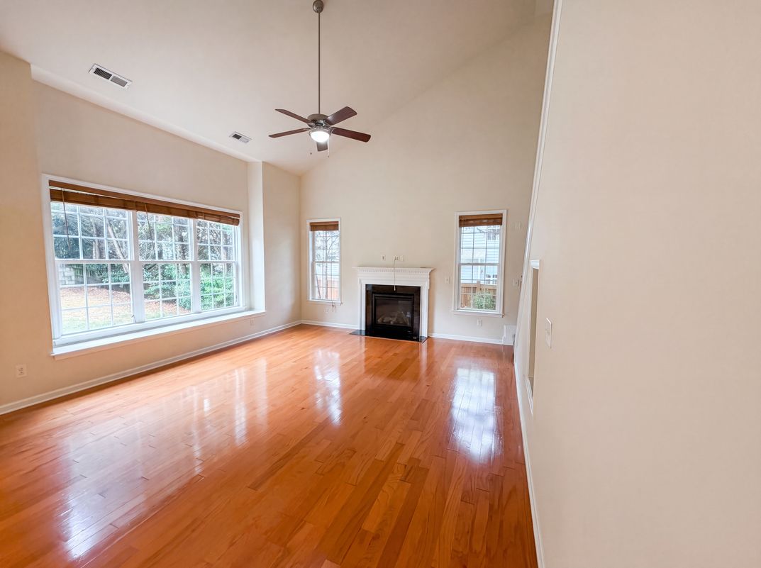 Property photo 3 of 2017 Ollivander Dr