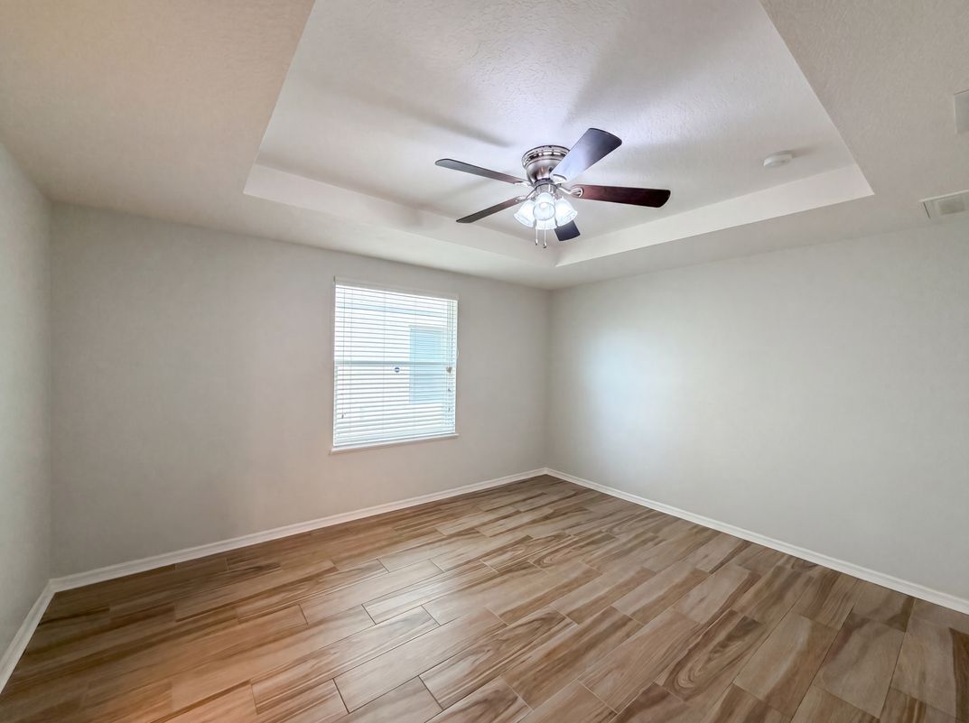 Photo 4 of 24 of 1048 Bethpage Rd, Auburndale, FL
