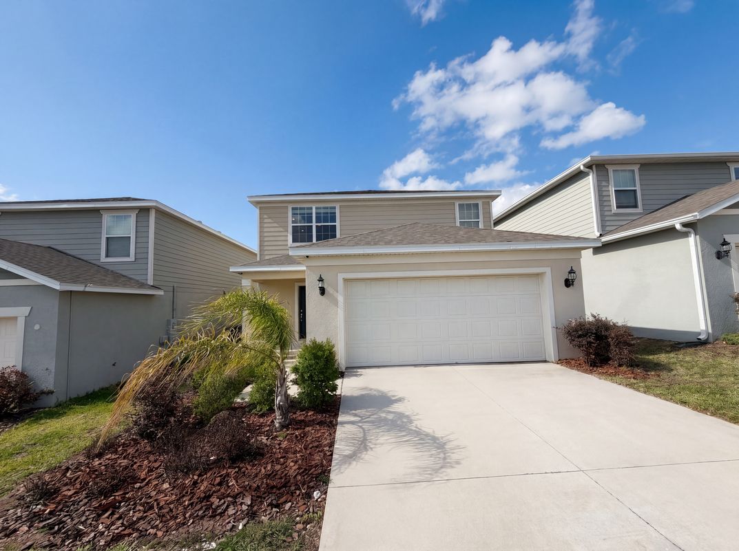 Property photo 1 of 7768 Syracuse Dr