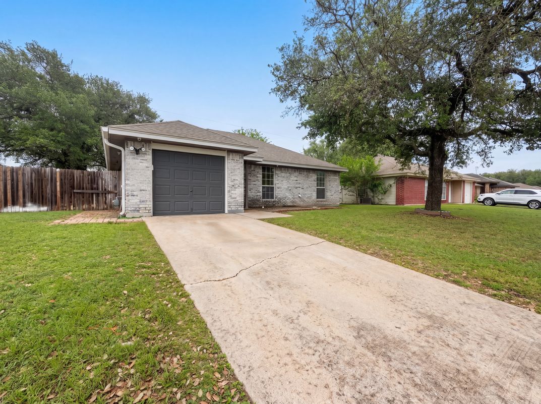 Photo 10 of 17 of 2708 Timberline Dr, Killeen, TX