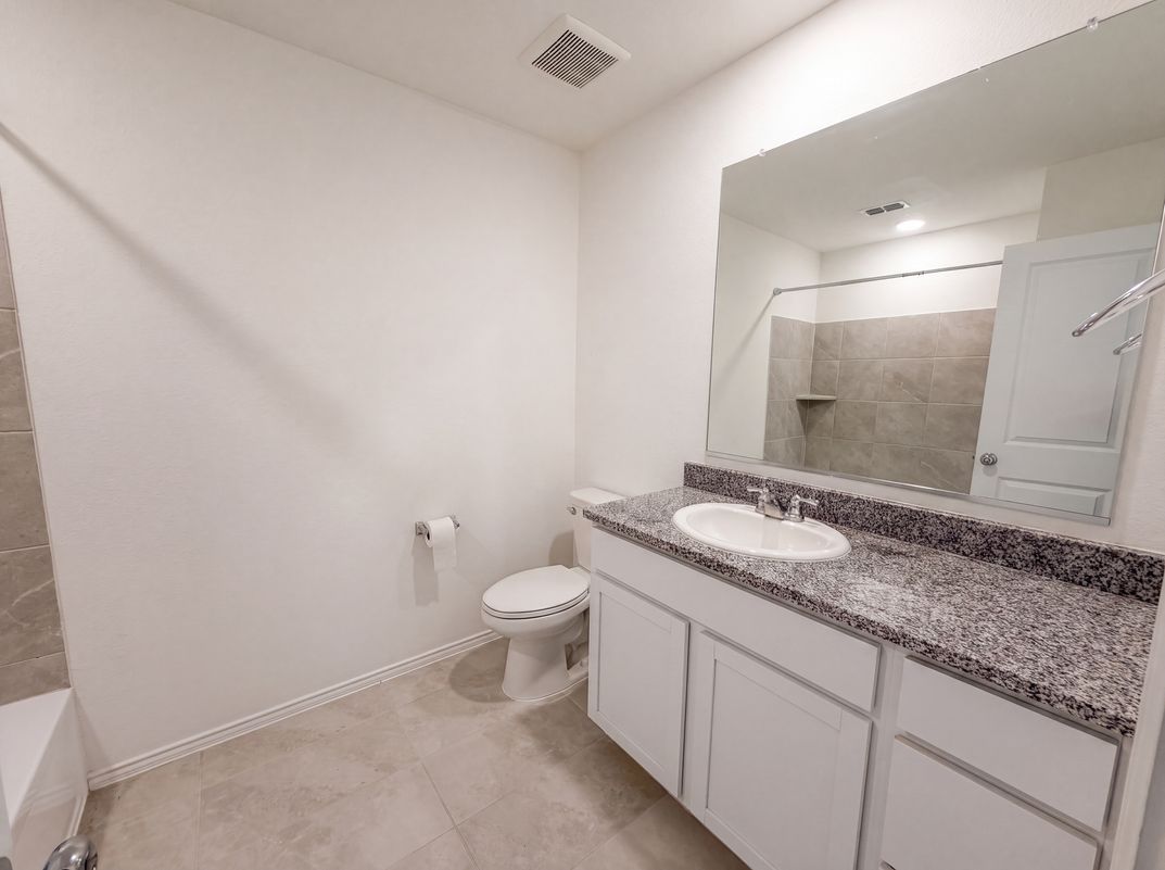 Photo 13 of 18 of 2972 Audles Ln, Dallas, TX