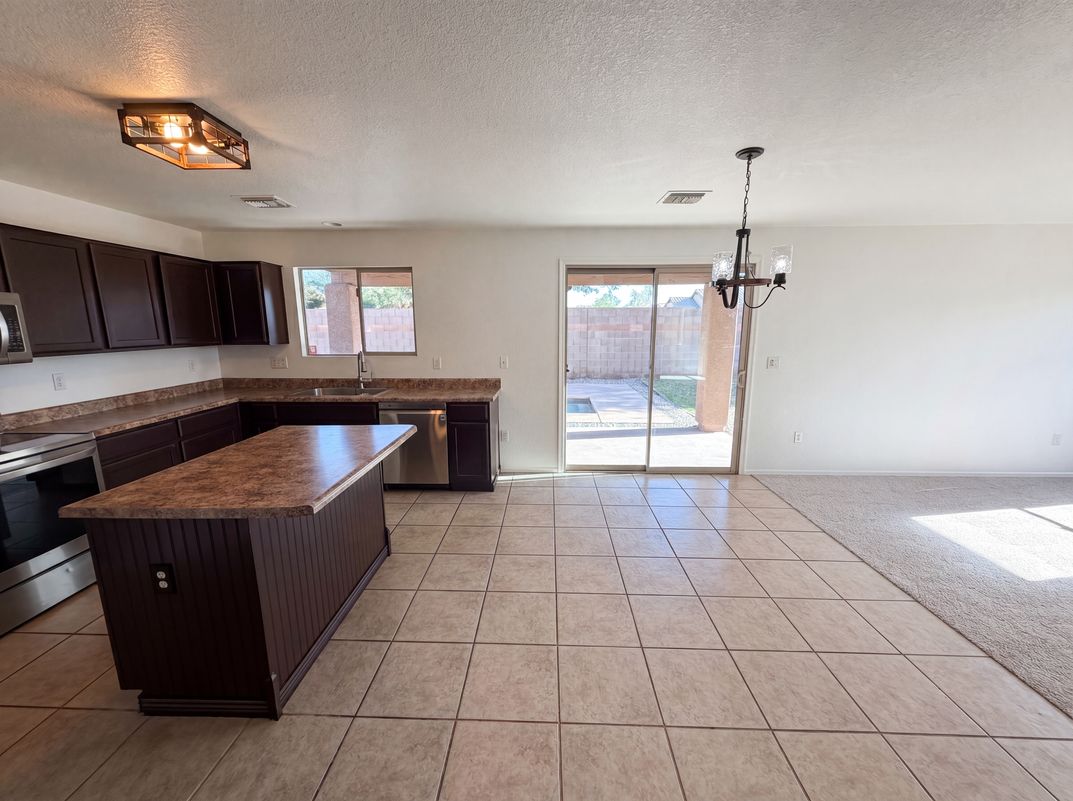 Photo 2 of 27 of 11244 W Massey Dr, Marana, AZ