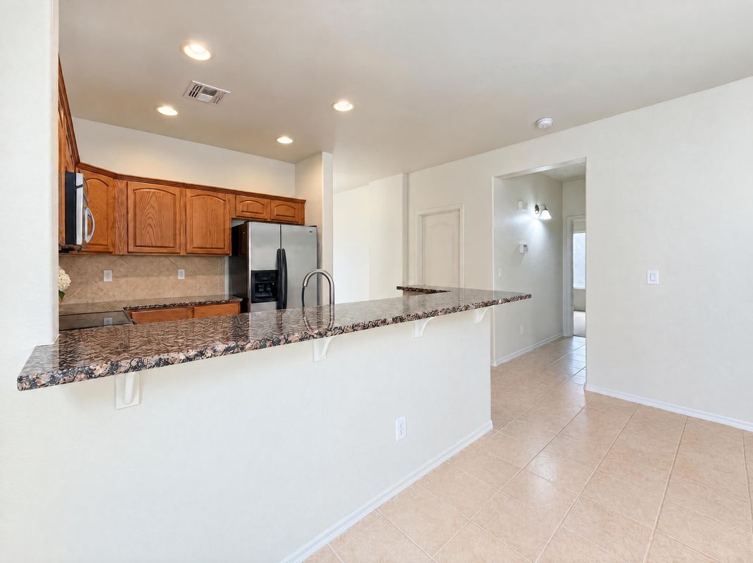 Property photo 3 of 28314 N Crimm Rd