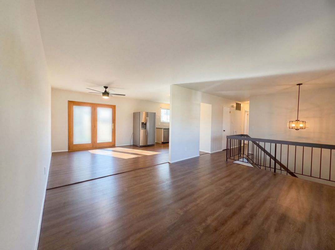 Property photo 3 of 27 Glenna Dr