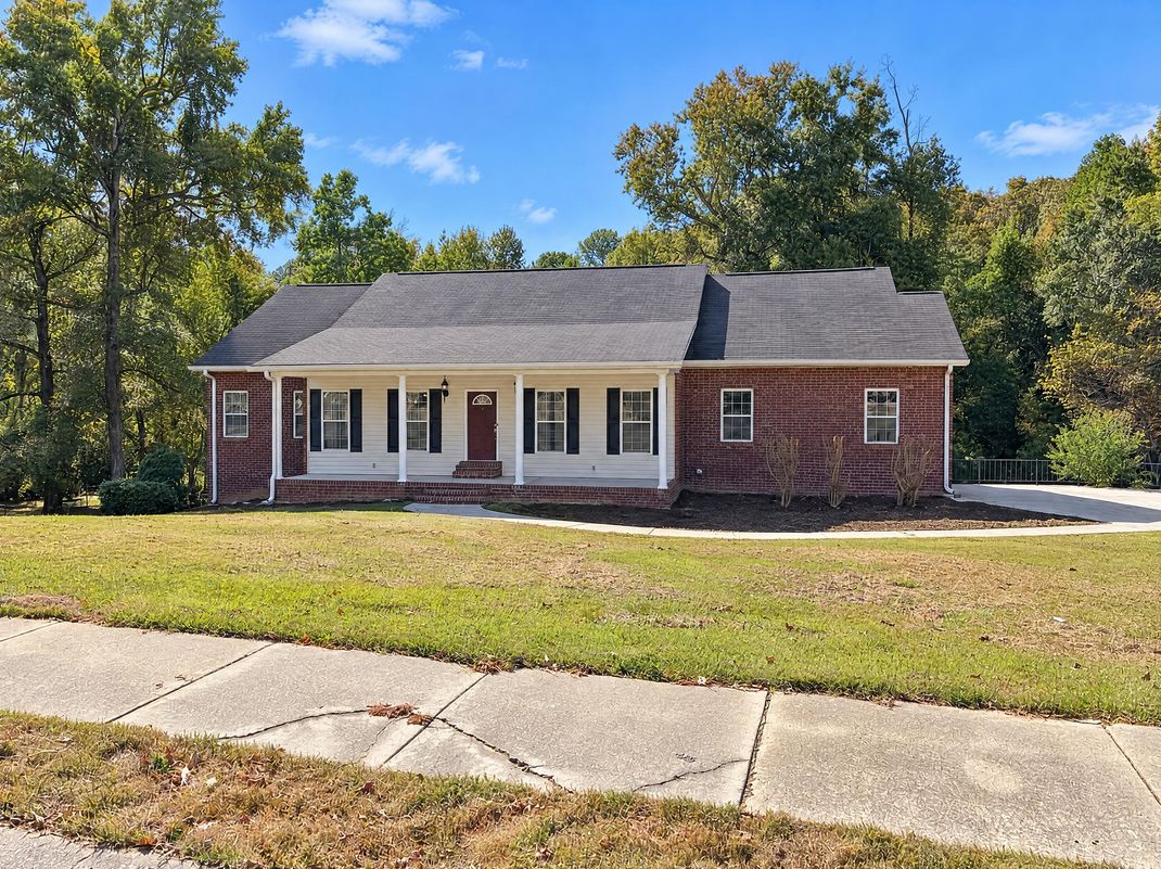 Property photo 1 of 401 Terrell St