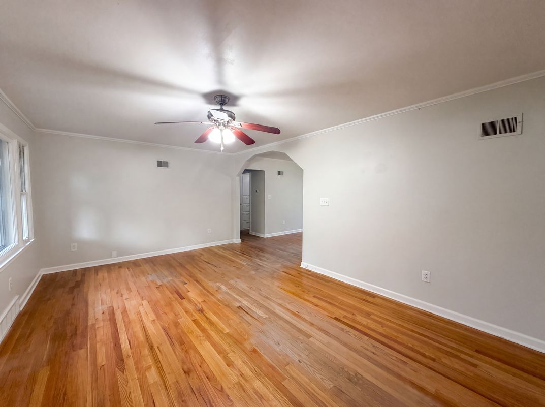 Property photo 3 of 3364 N 60th Ter