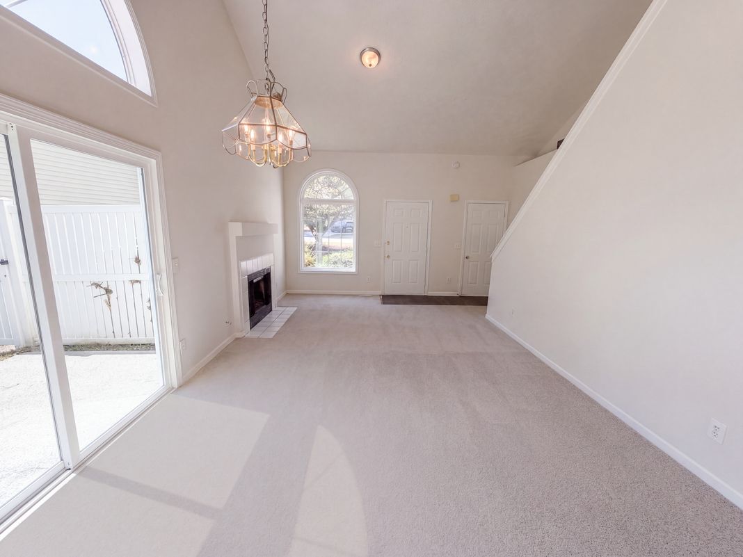 Property photo 3 of 1337 Parkside Club Dr