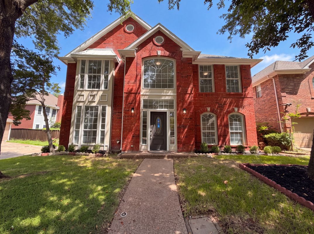 Property photo 1 of 317 Riverwalk Ln