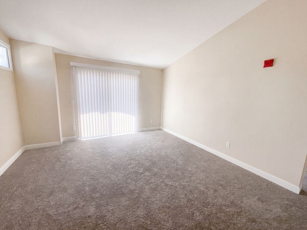 Property photo 3 of 885 Halidon Way Apt 1421