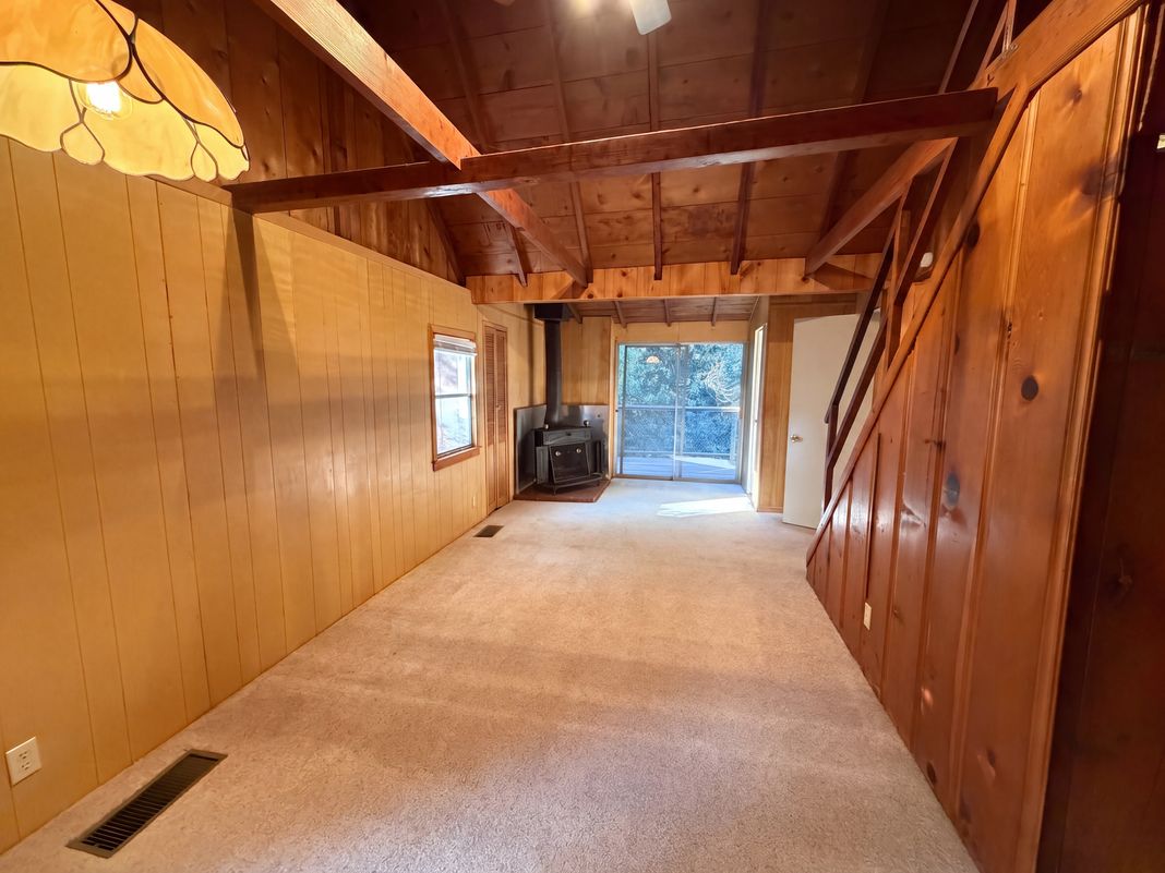 Property photo 3 of 23679 Hillside Dr