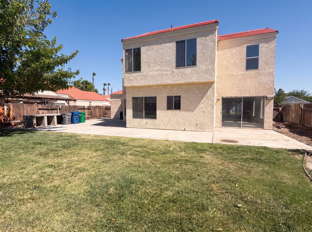 Photo 5 of 22 of 4256 Trenton Ave, Palmdale, CA