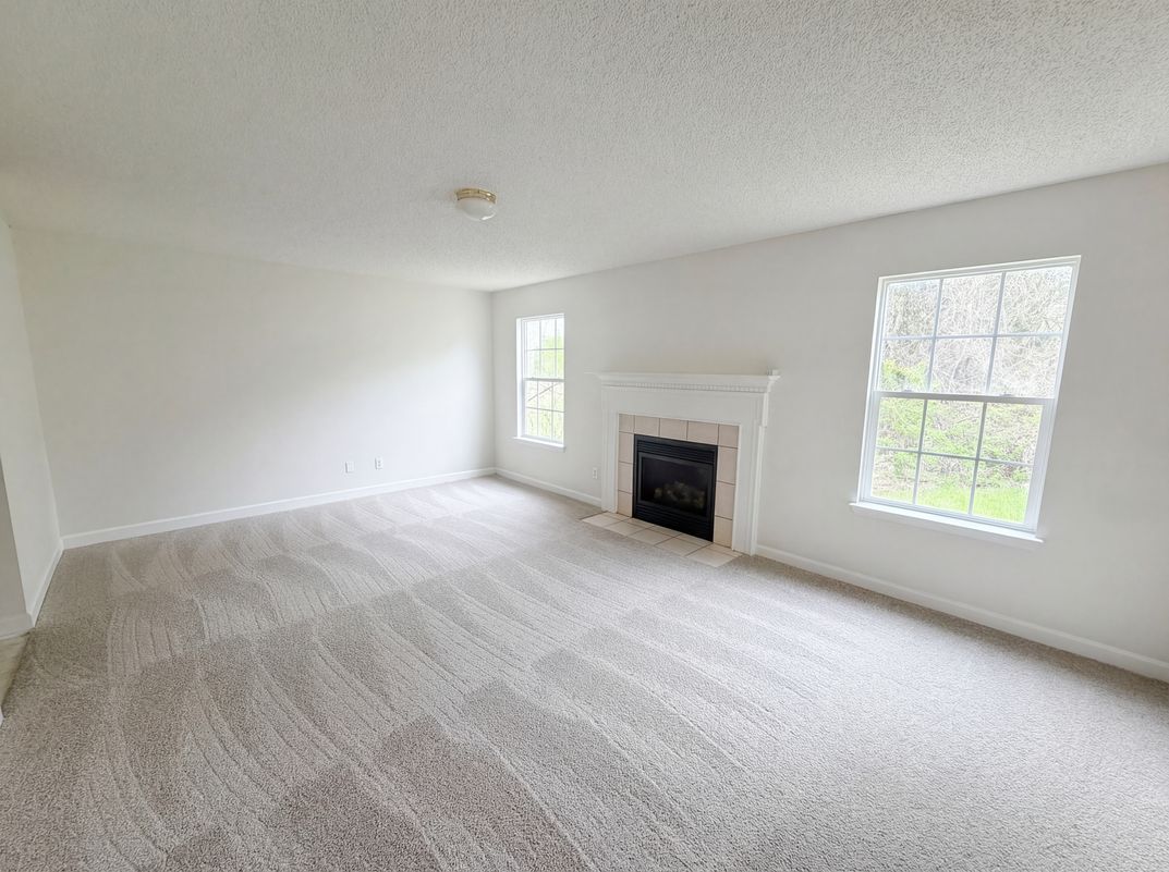 Property photo 3 of 6620 Iron Brigade Ln