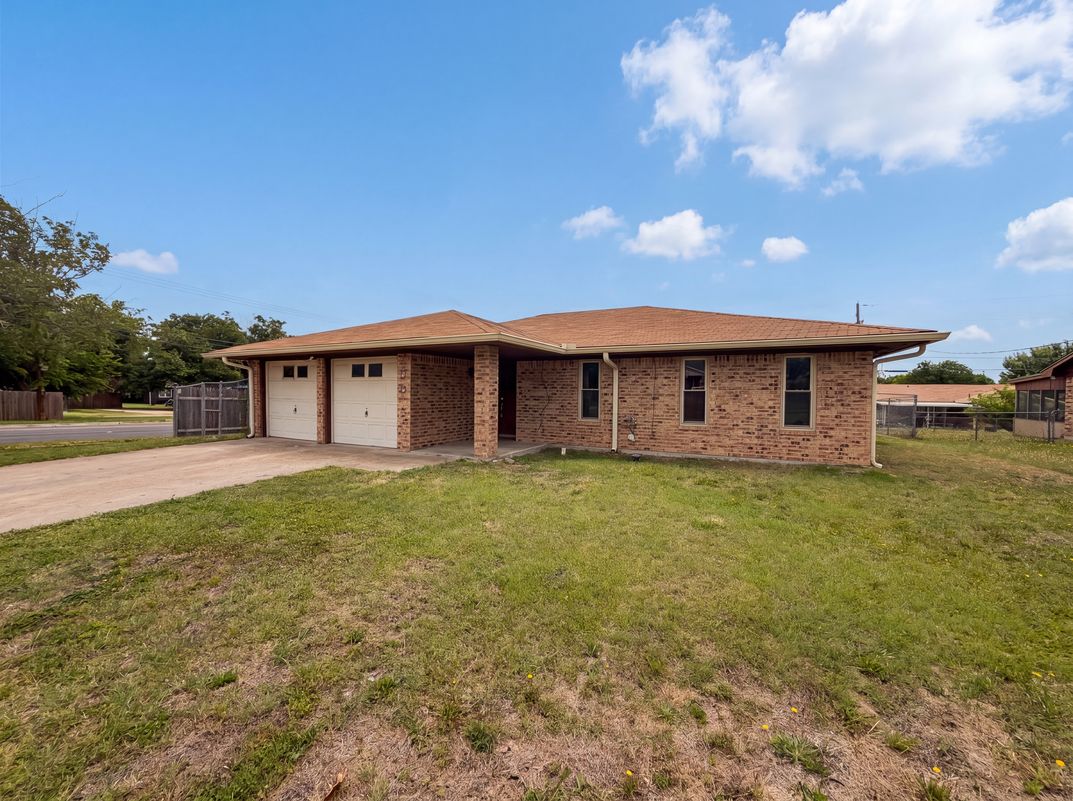 Photo 13 of 15 of 2012 Stardust St, Killeen, TX