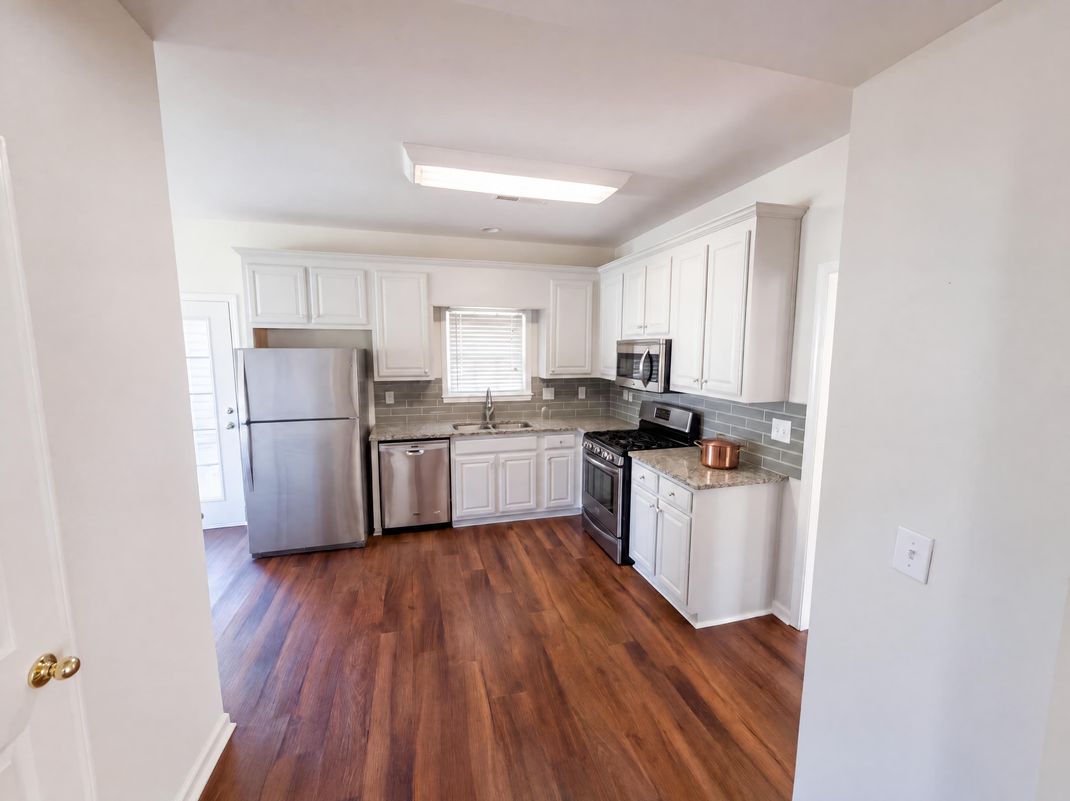 Property photo 2 of 12 Columns Way