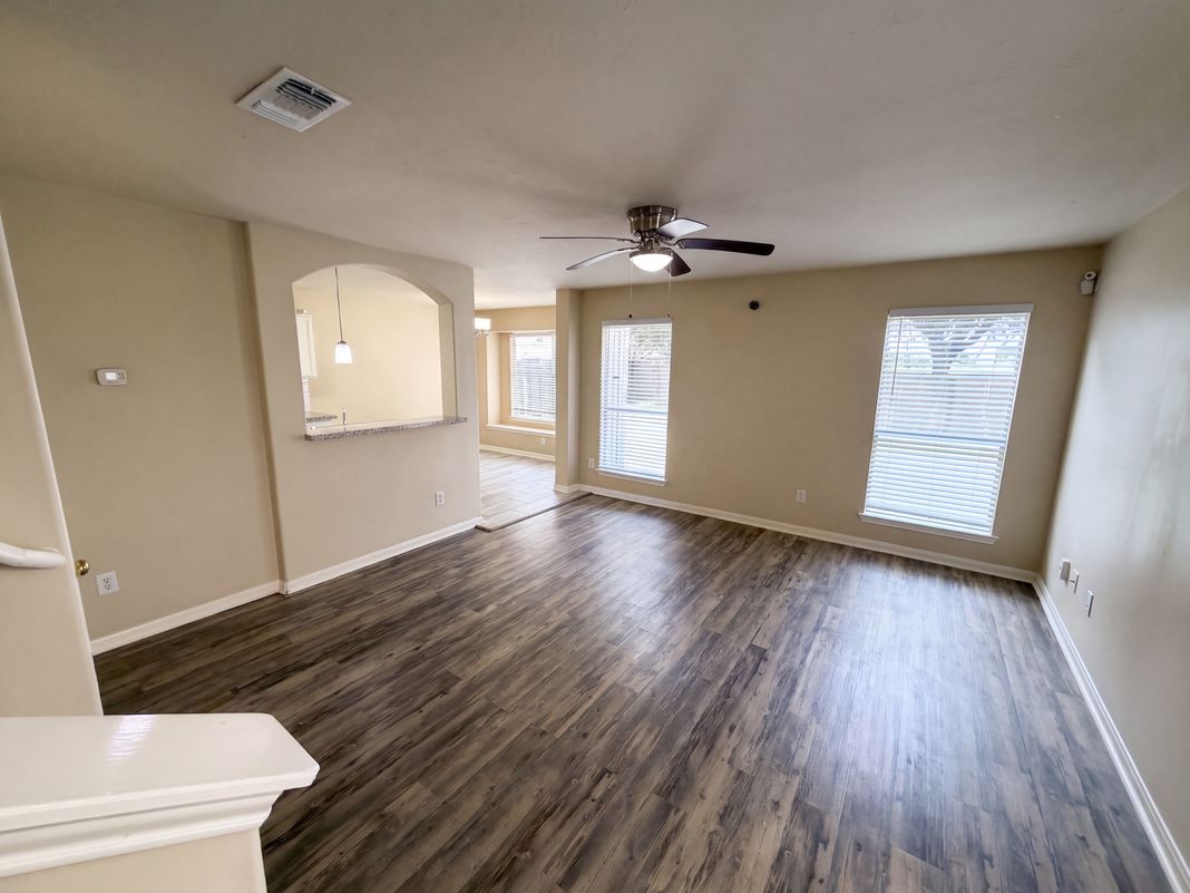 Property photo 3 of 10250 Rolleston Ln