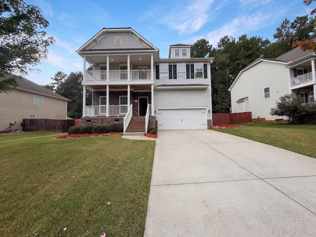 Property photo 1 of 330 Windy Pine Dr