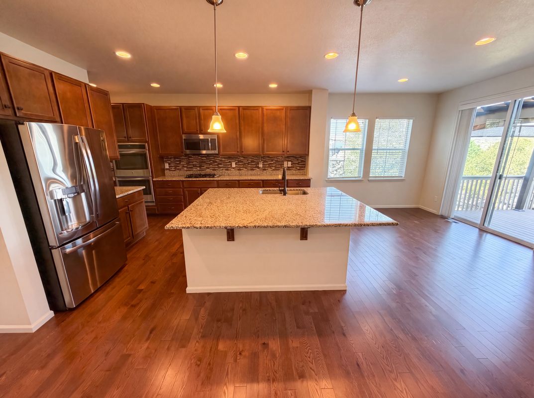 Property photo 2 of 4219 Dunsinane Way