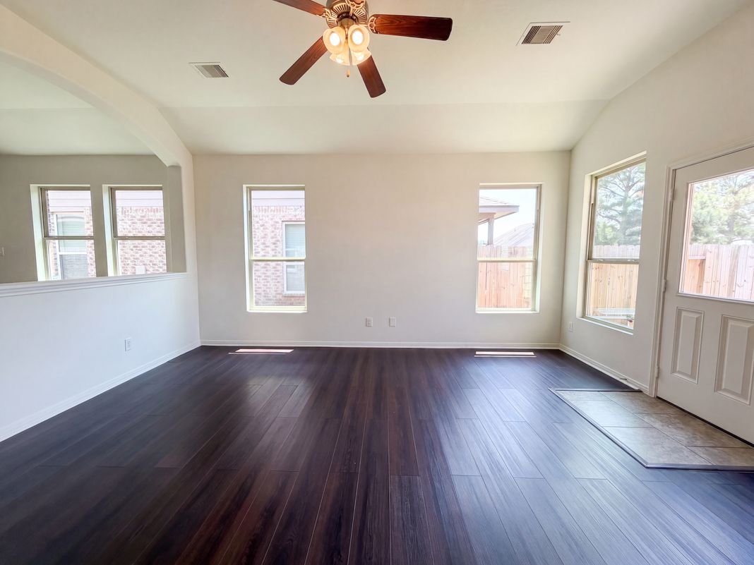 Property photo 3 of 23615 Stargazer Pt