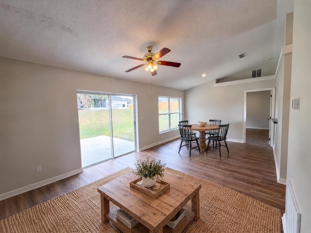 Property photo 3 of 13319 Caspian Ln