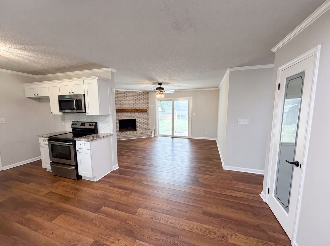 Property photo 2 of 507 Texas Trl